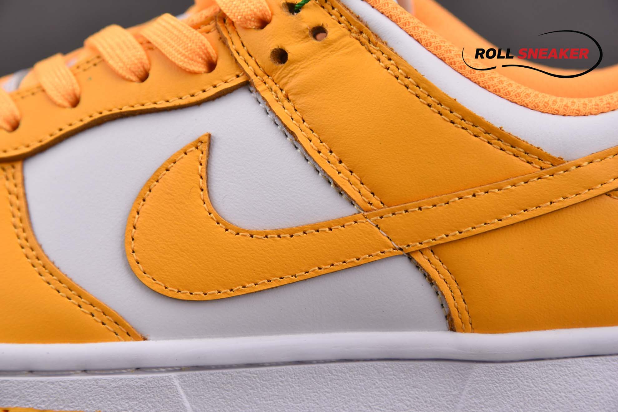 Nike Wmns Dunk Low ‘Laser Orange’