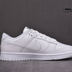 Nike Wmns Dunk Low ‘Triple White’