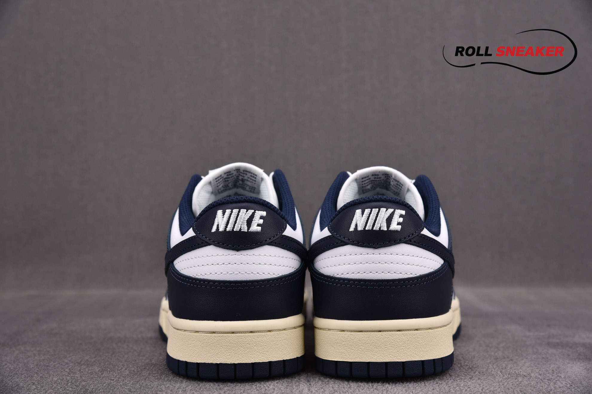 Nike Wmns Dunk Low ‘Vintage Navy’
