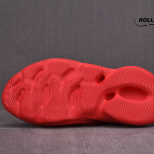 Yeezy Foam RNNR Vermillion Đỏ