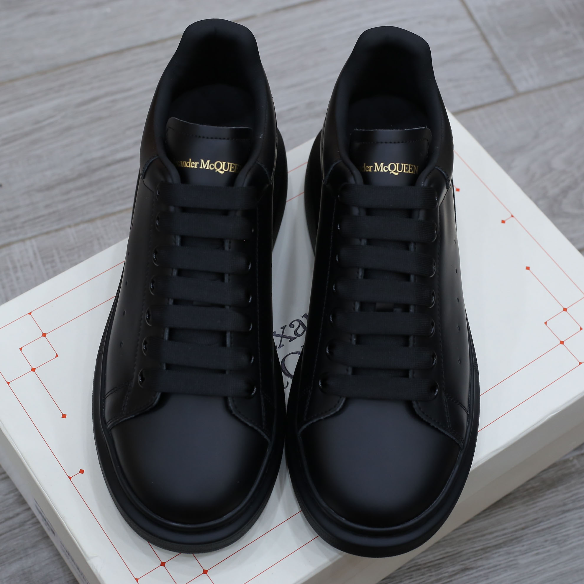 Alexander Mcqueen Full Black