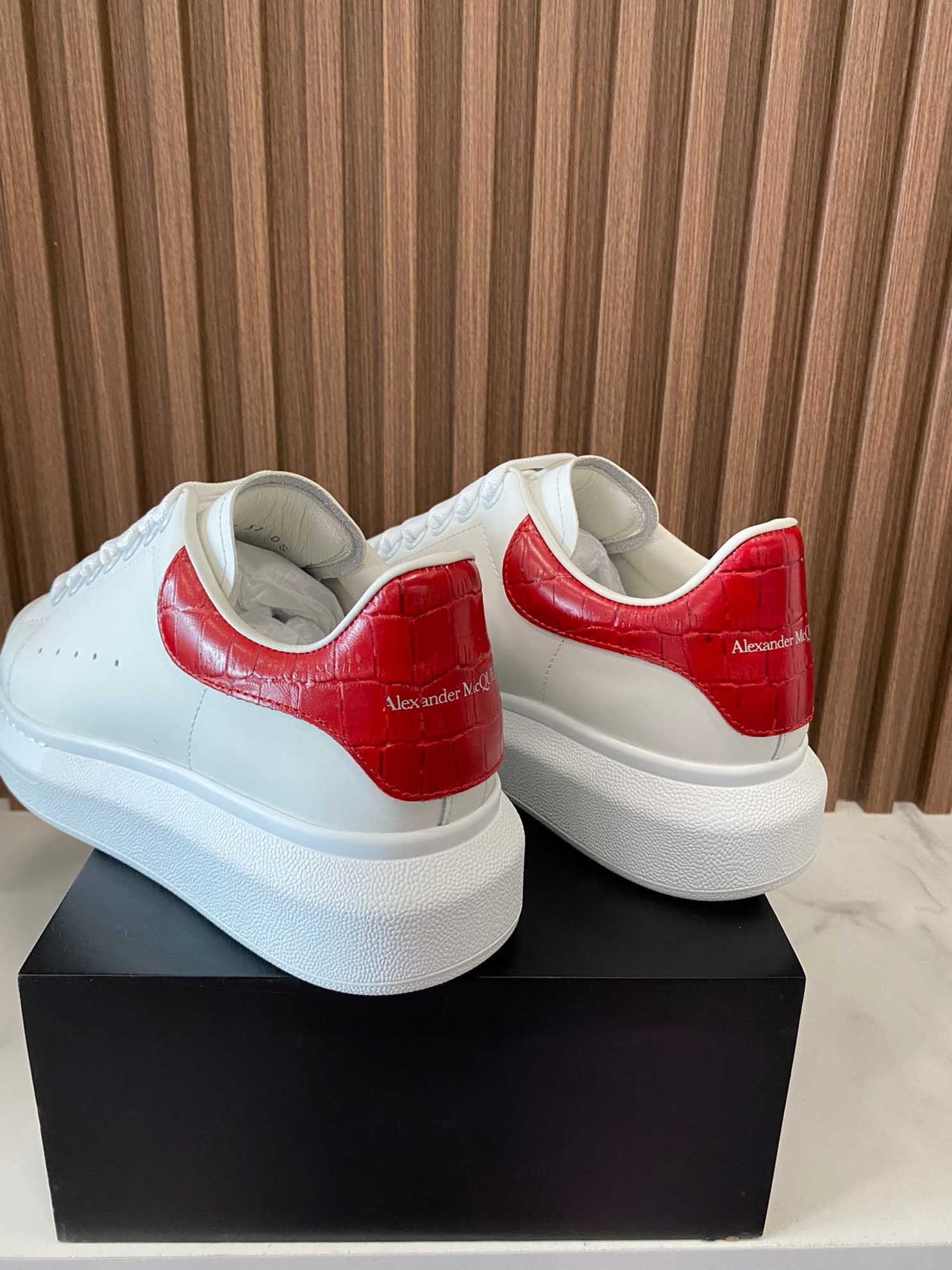 Alexander McQueen Oversized Red Croc