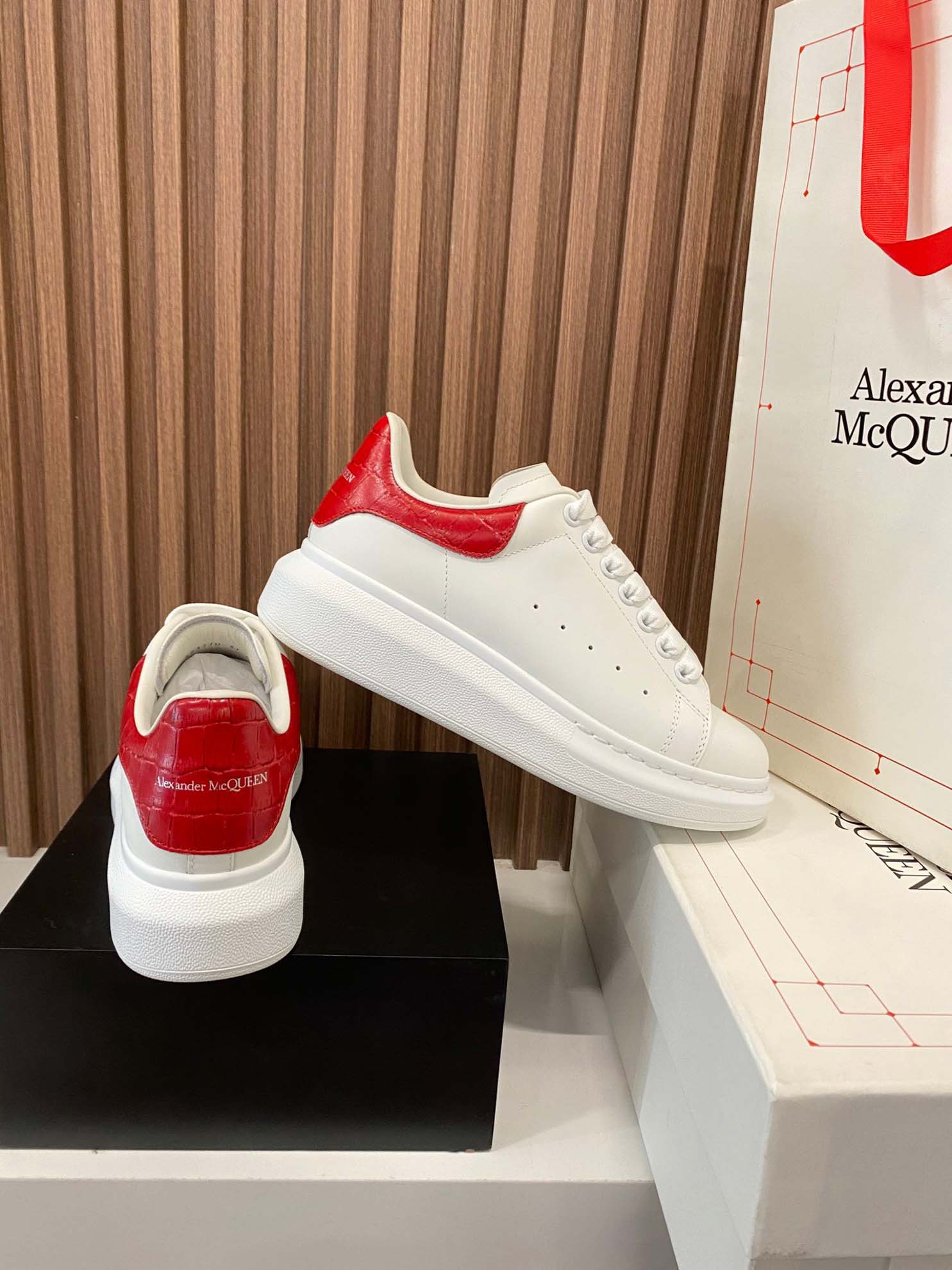 Alexander McQueen Oversized Red Croc