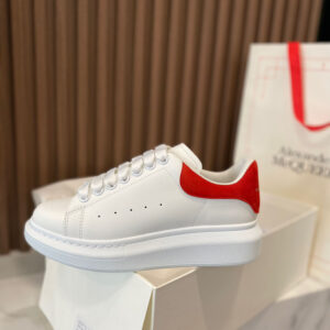 Alexander McQueen Wmns Oversized Sneaker ‘Lush Red’