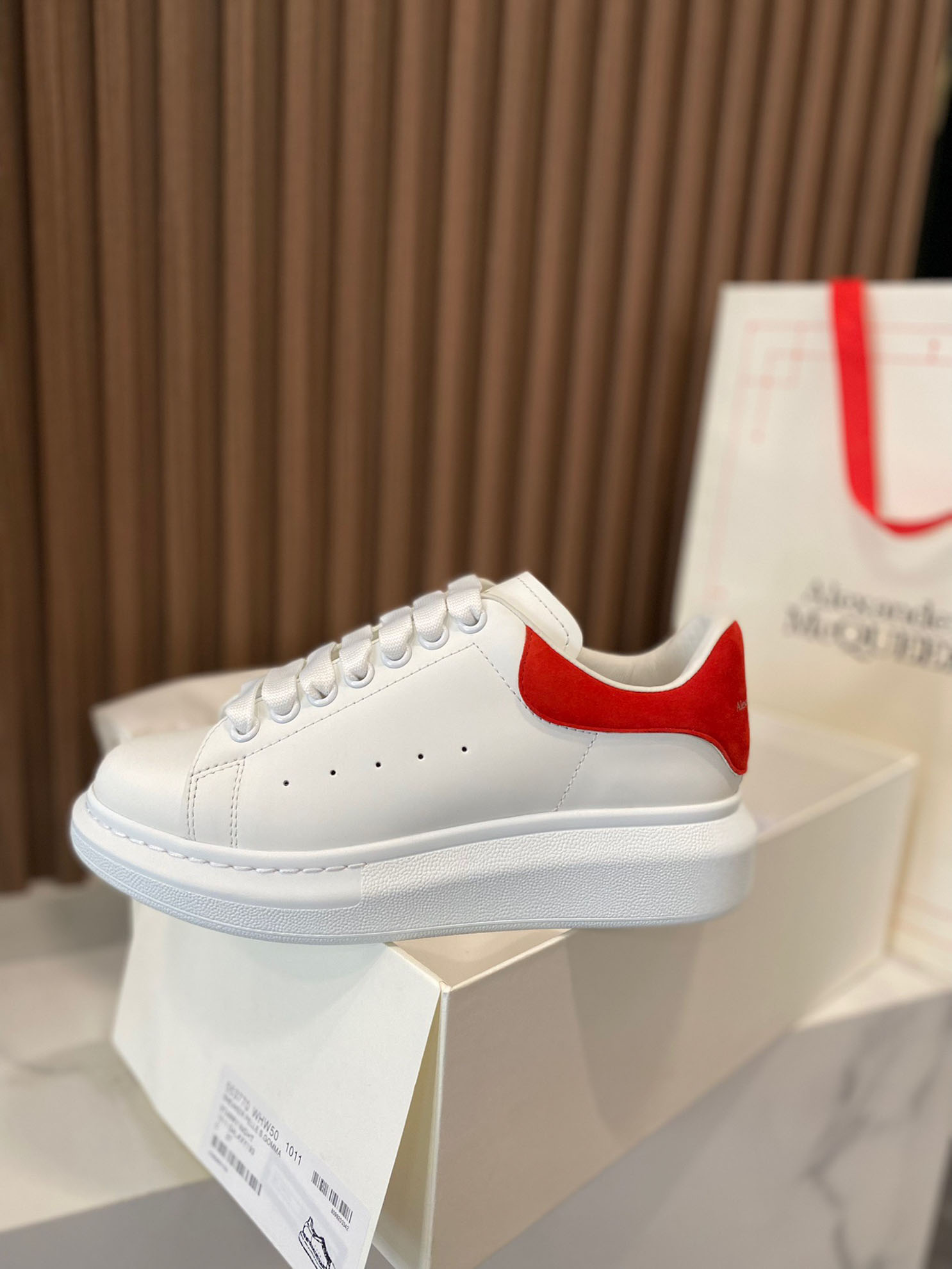 Alexander McQueen Wmns Oversized Sneaker ‘Lush Red’