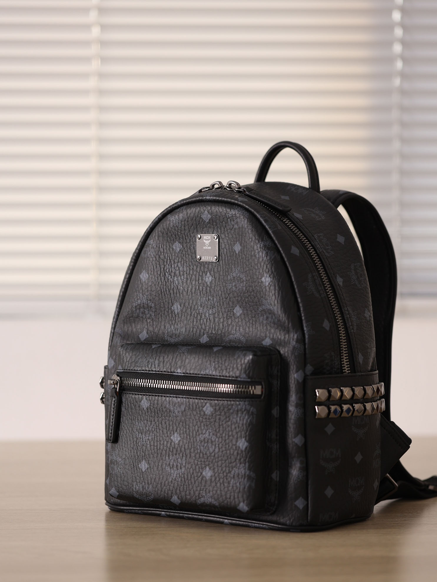 Balo MCM Stark Studs Backpack Visetos Black Small