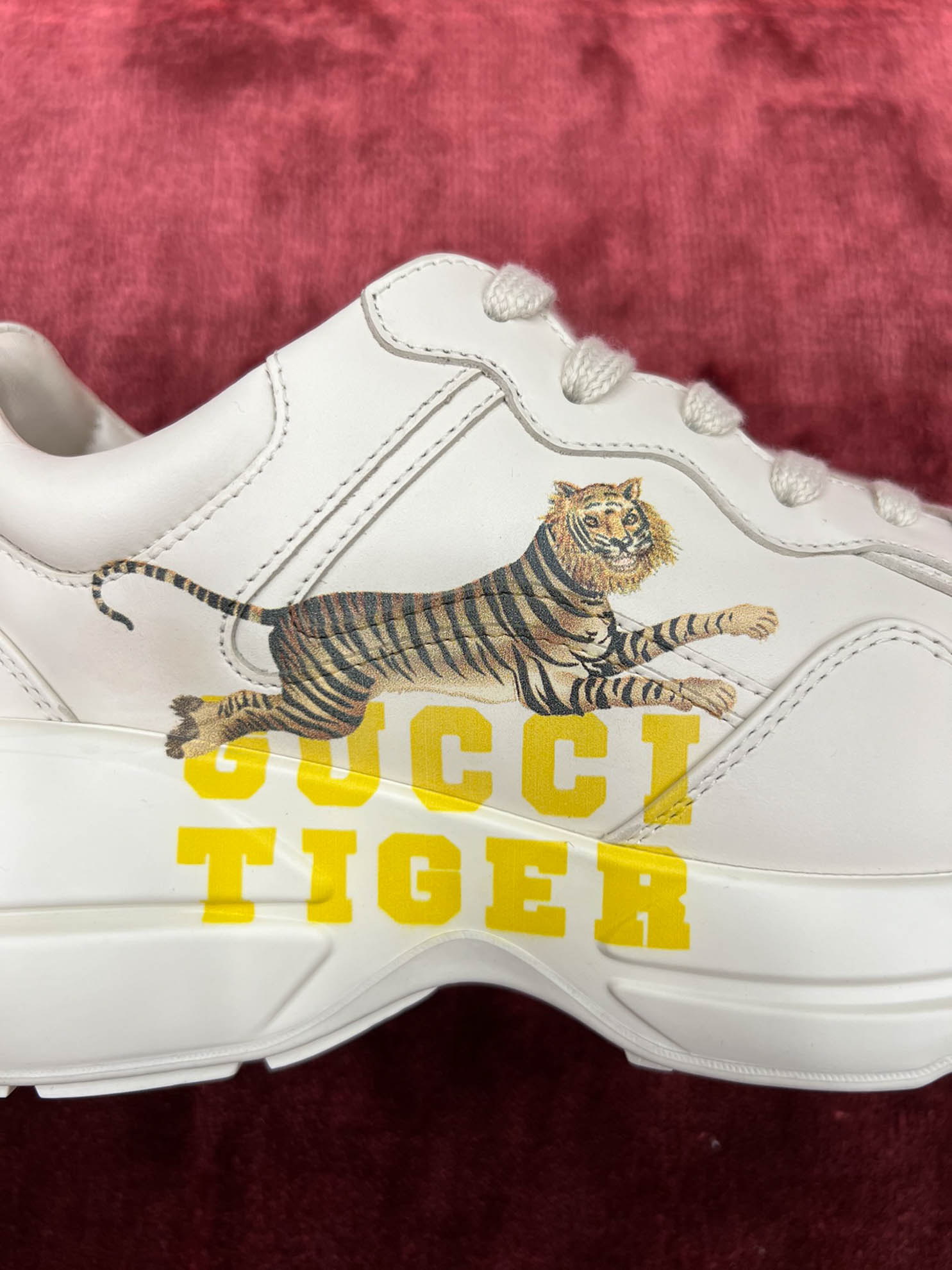 Gucci Tiger Men’s Rhyton sneaker