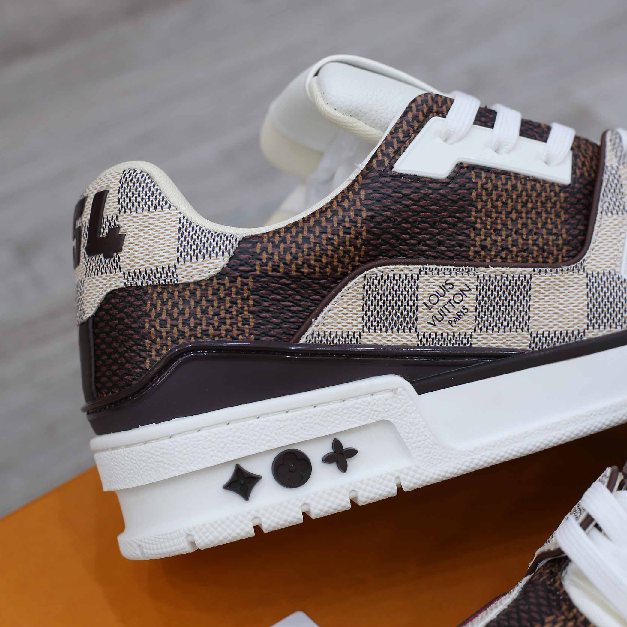 Louis Vuitton LV Trainer #54 Damier Ebene Multi 