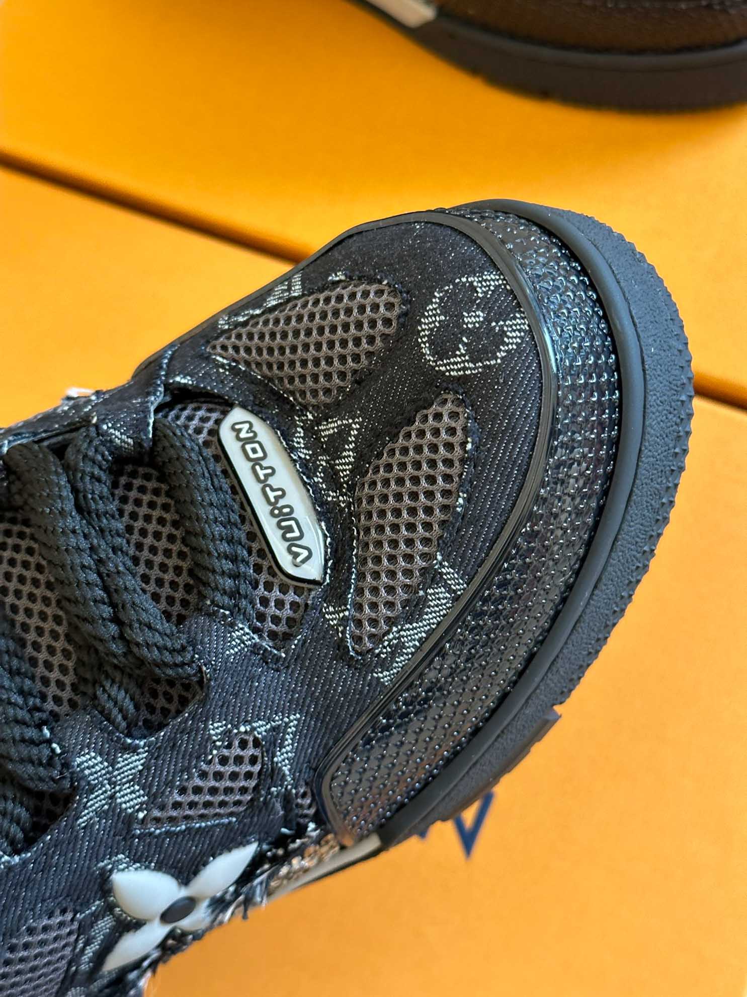 Louis Vuitton Skate Trainer Black Swarovski Monogran