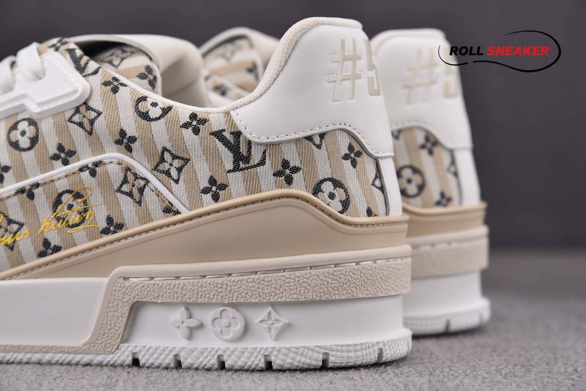 Louis Vuitton Trainer họa tiết monogram