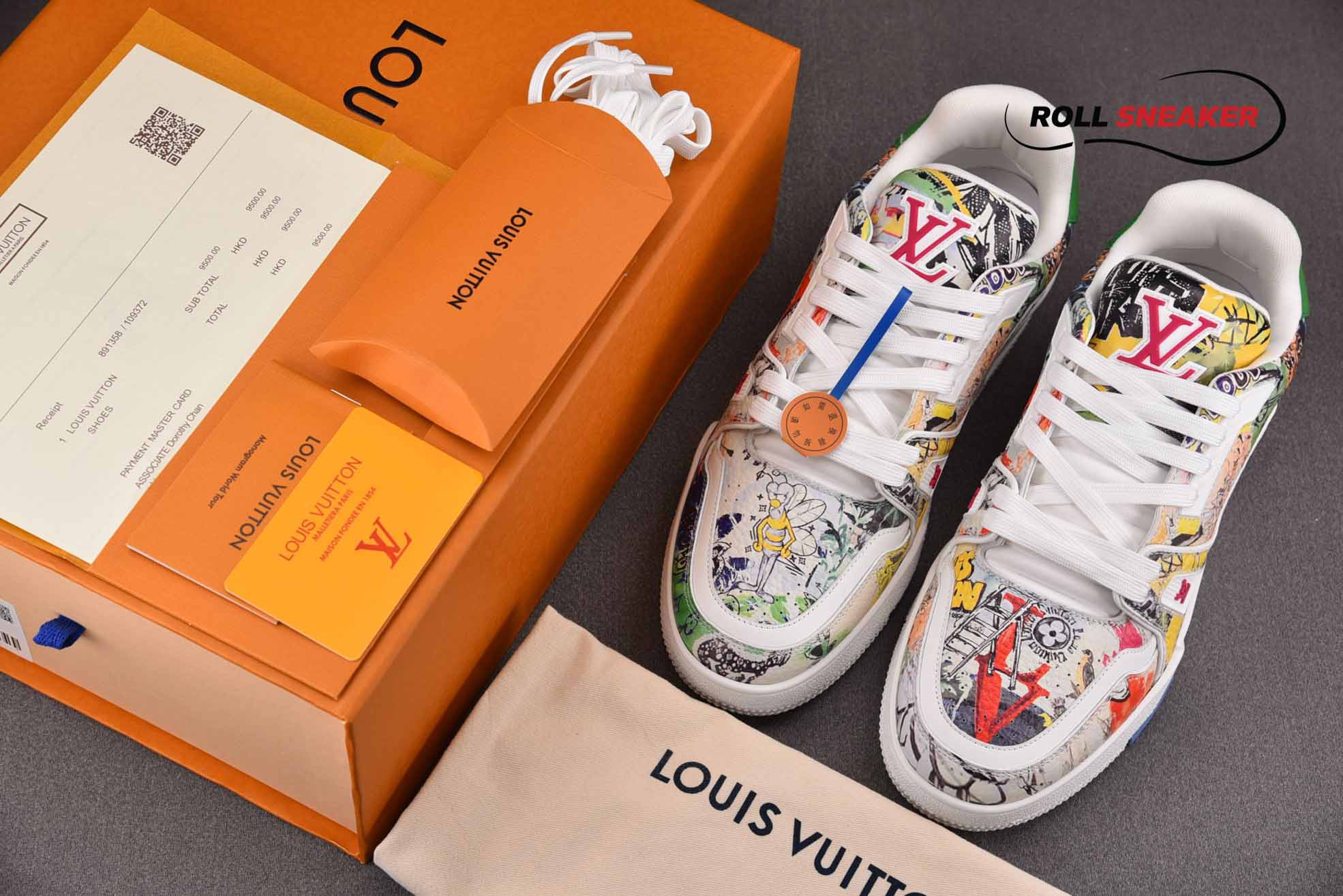 Louis Vuitton Trainer với Vintage Comics
