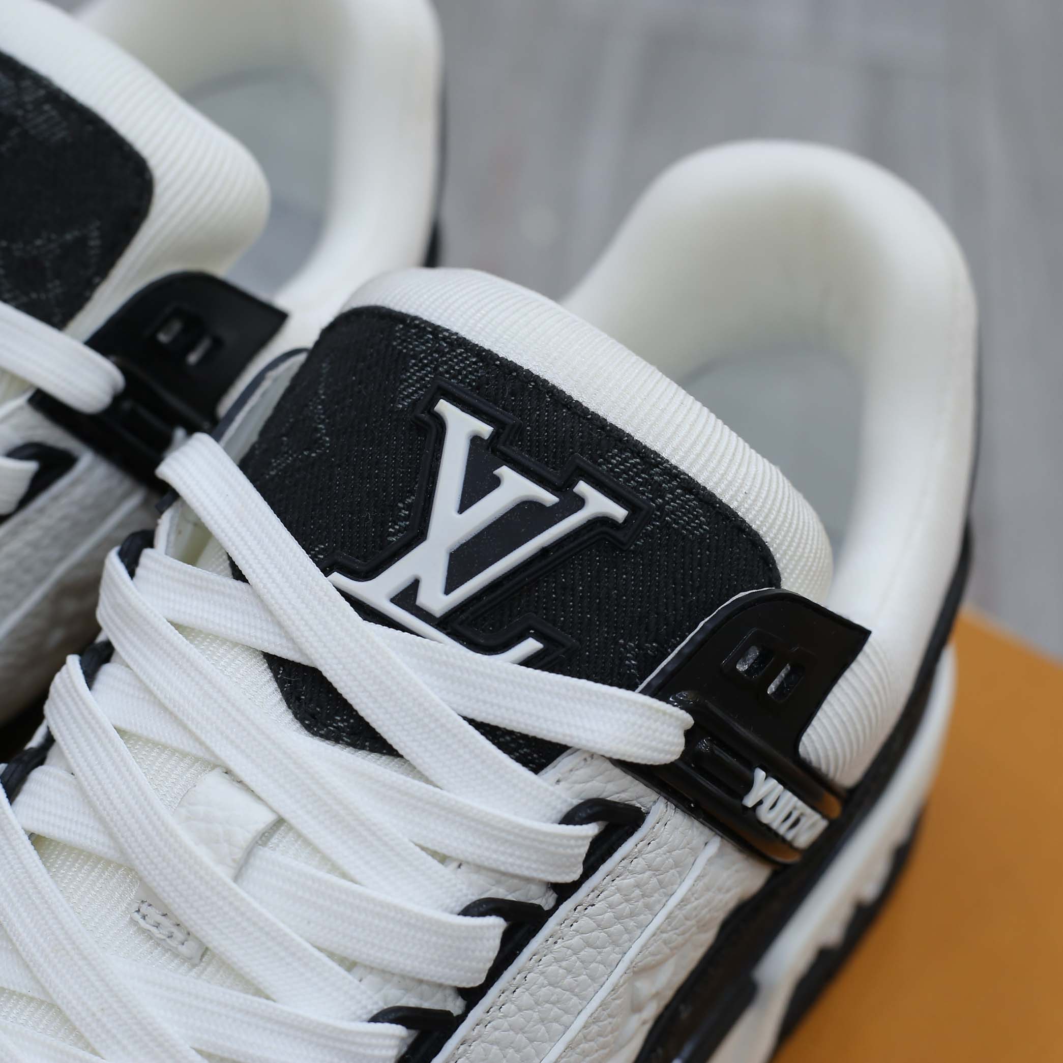 Giày Louis Vuitton LV Trainer Monogram Denim Black đen