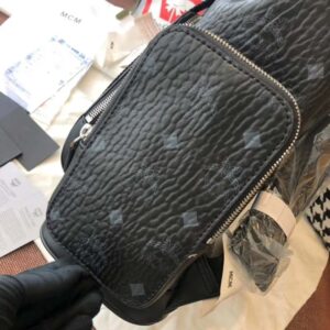 MCM Brandenburg Backpack in Visetos Đen