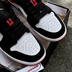 Nike Air Jordan 1 Low Black Toe