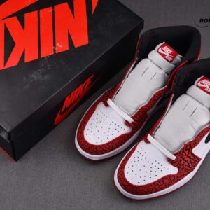 Nike Air Jordan 1 Retro High OG Red Cement