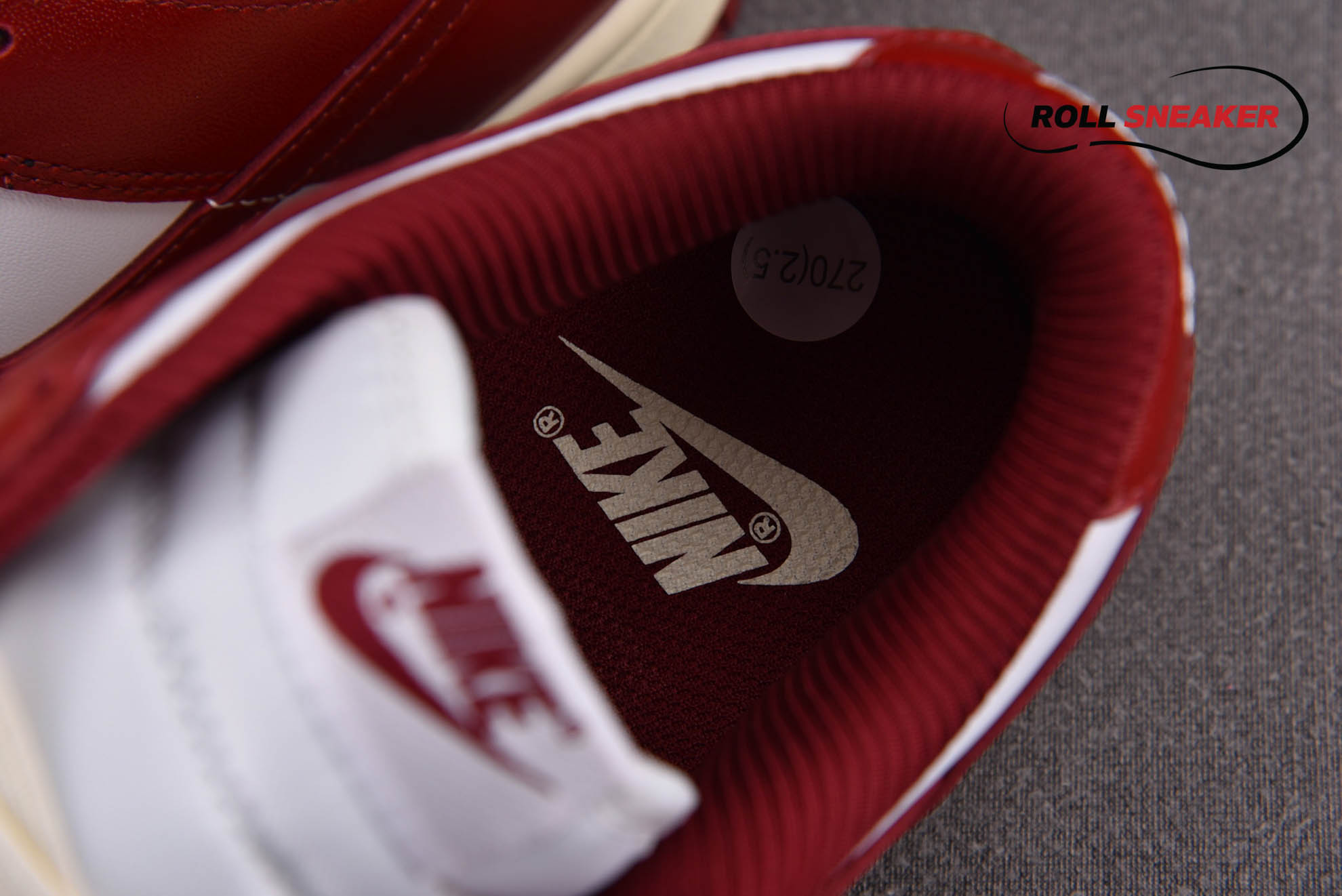 Nike Dunk Low Premium ‘Vintage Red’
