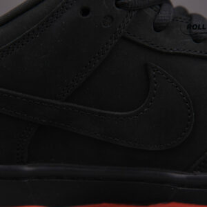 Nike SB Dunk Low Black Pigeon