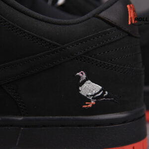 Nike SB Dunk Low Black Pigeon