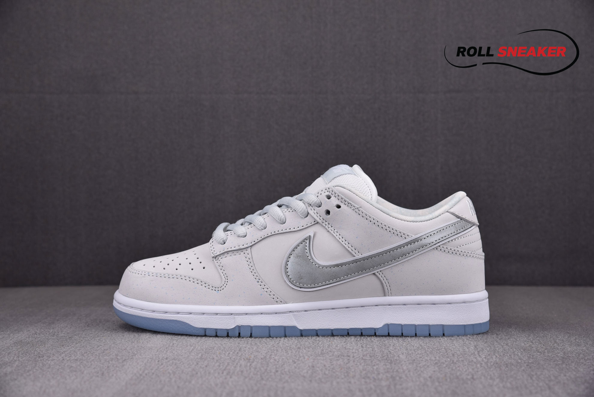 Nike SB Dunk Low “White Lobster”