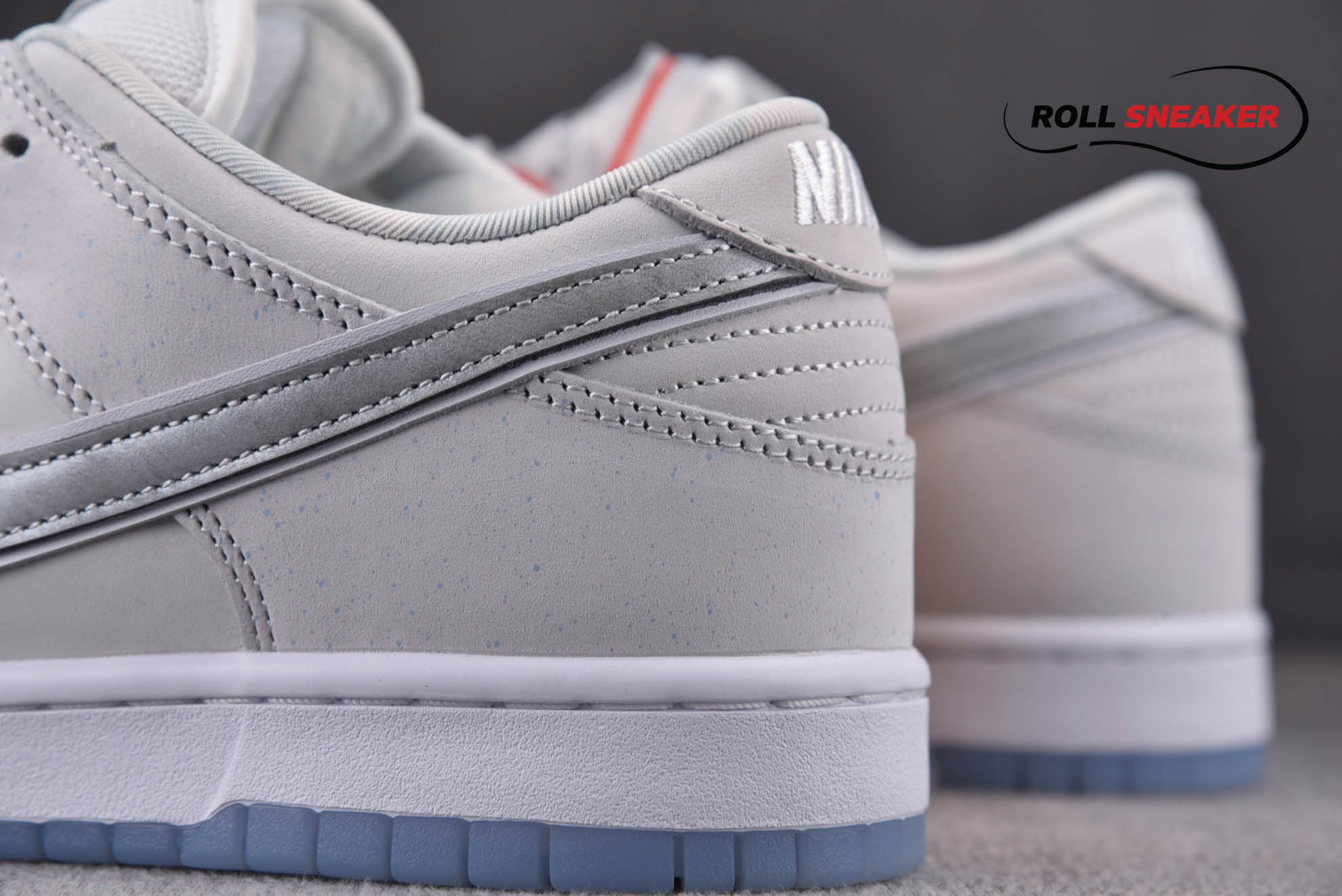 Nike SB Dunk Low “White Lobster”