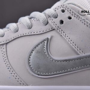 Nike SB Dunk Low “White Lobster”