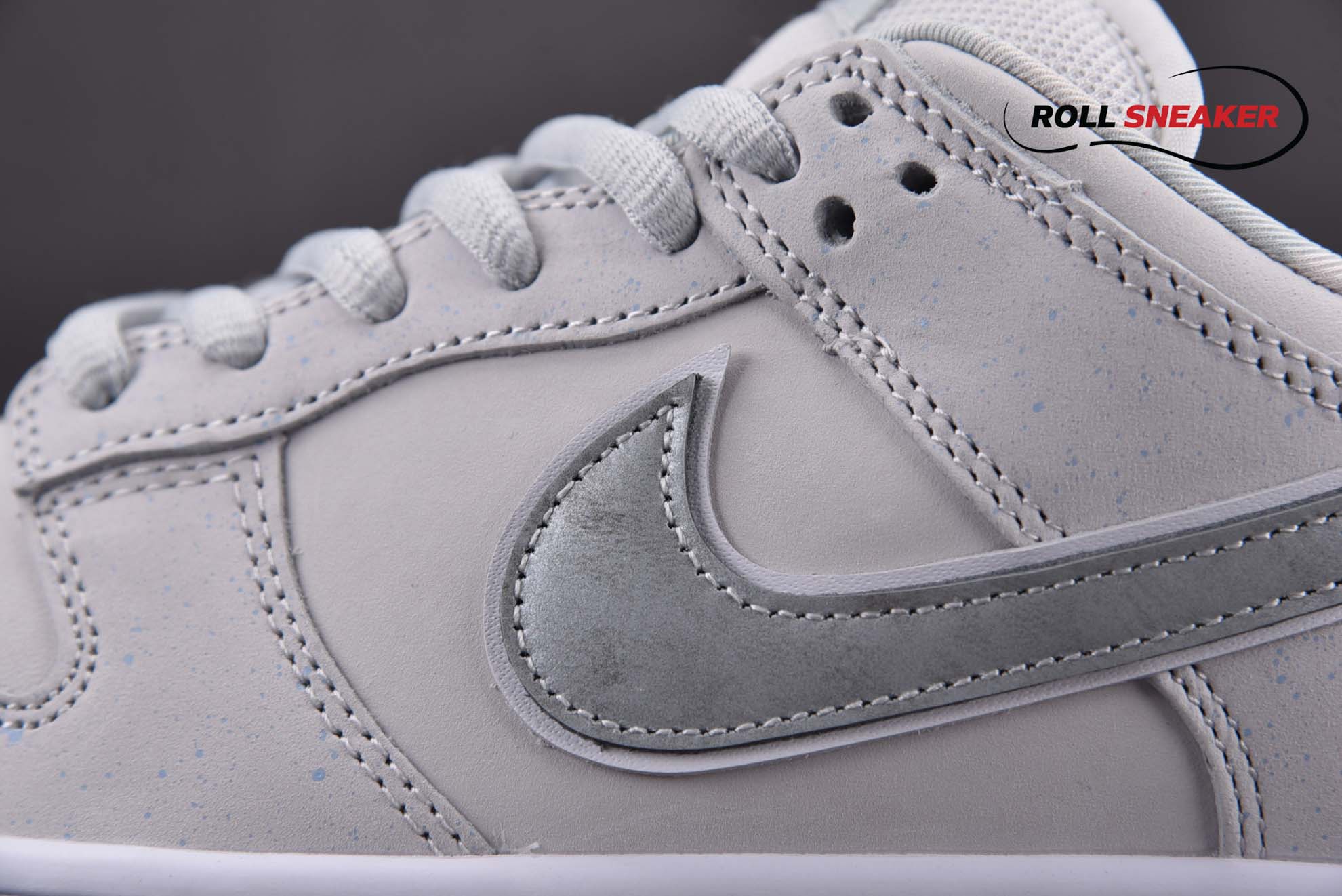 Nike SB Dunk Low “White Lobster”