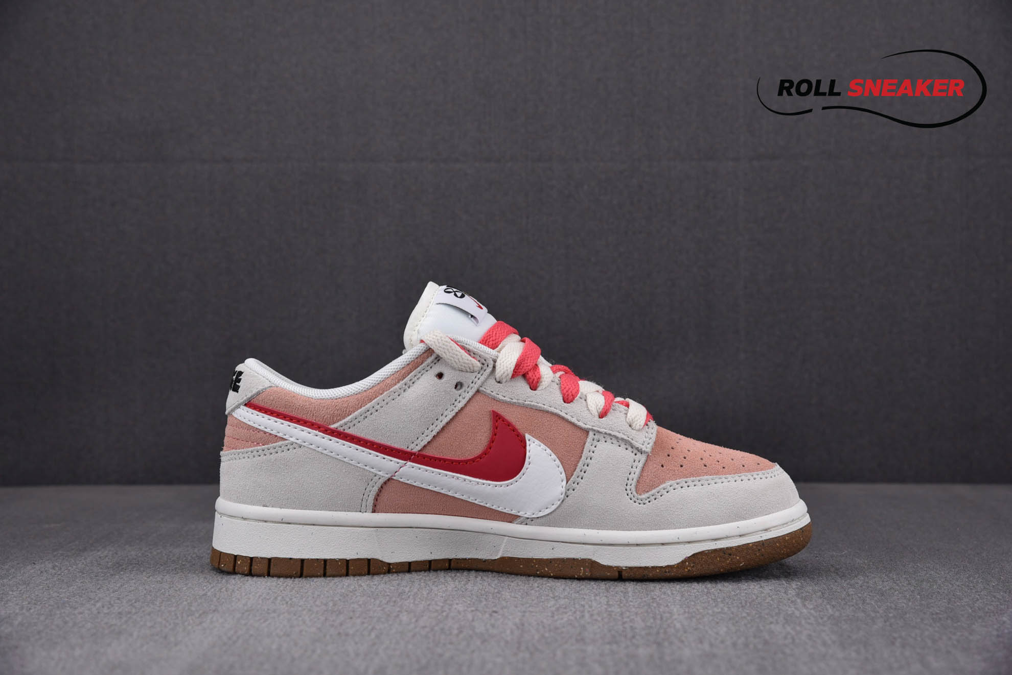 Nike SB Dunk Low Year Of The Rabbit Pink Grey