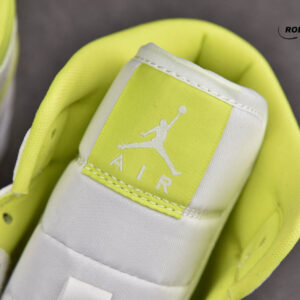 Nike Wmns Air Jordan 1 Mid 'White Lime'