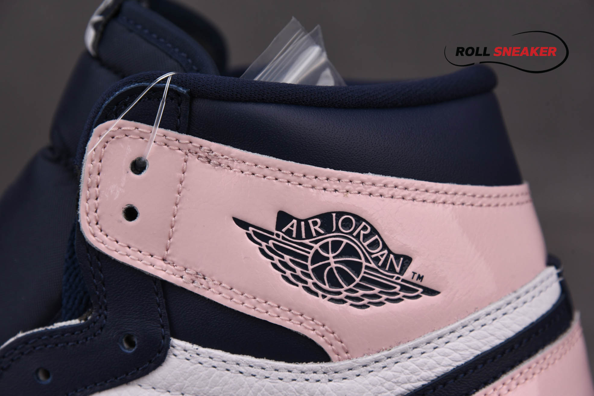 Nike Wmns Air Jordan 1 Retro High OG SE ‘Bubble Gum’