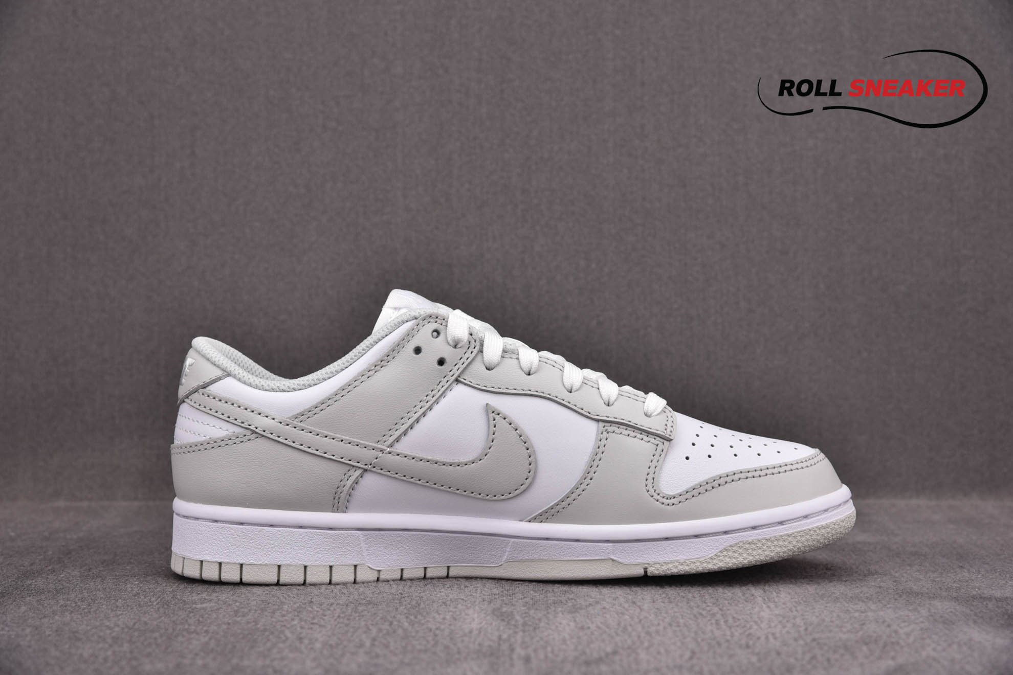 Nike Wmns Dunk Low ‘Photon Dust’