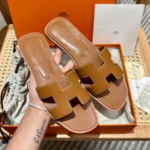 Dép Nữ Hermes Oran Sandal Nâu Nhăn