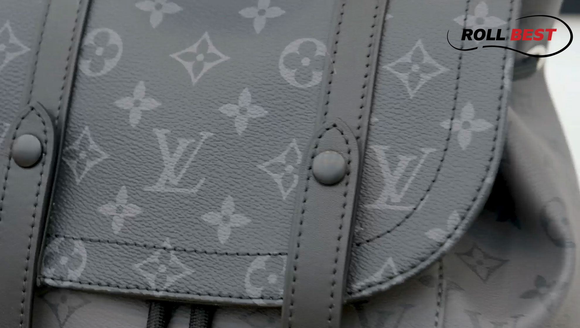 Ba Lô LV Christopher MM Monogram Eclipse Canvas Đen Nhạt