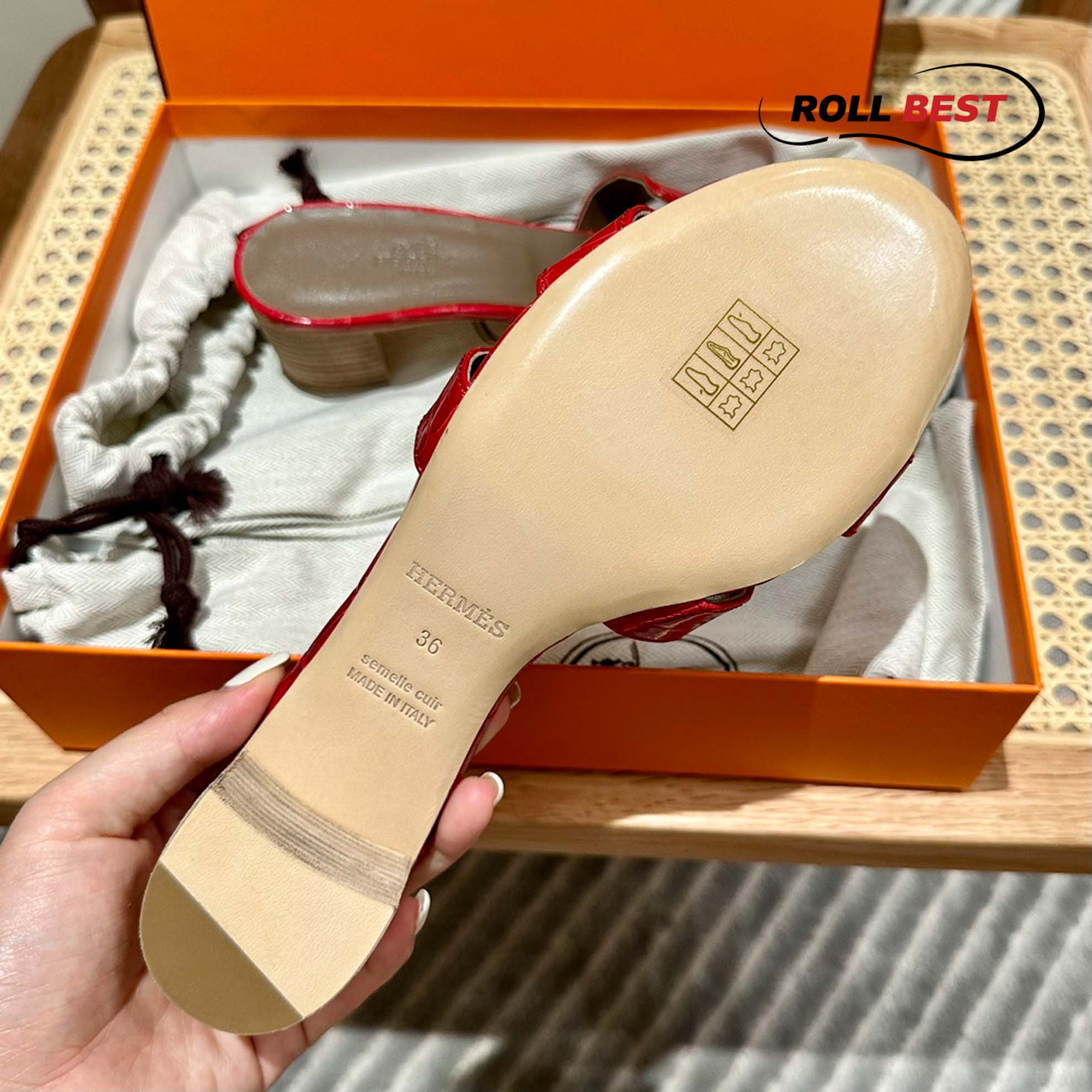 Dép Cao Gót Nữ Hermes Oasis Sandal Da Cá Sấu Đỏ Xám