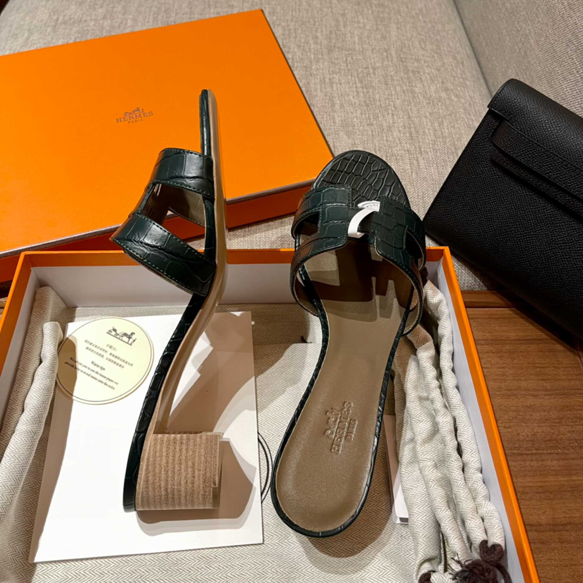 Dép Cao Gót Nữ Hermes Oasis Sandal Da Cá Sấu Green