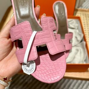 Dép Cao Gót Nữ Hermes Oasis Sandal Da Cá Sấu Hồng Nhạt