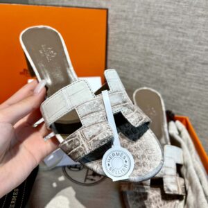 Dép Cao Gót Nữ Hermes Oasis Sandal Da Cá Sấu Loang Mũi