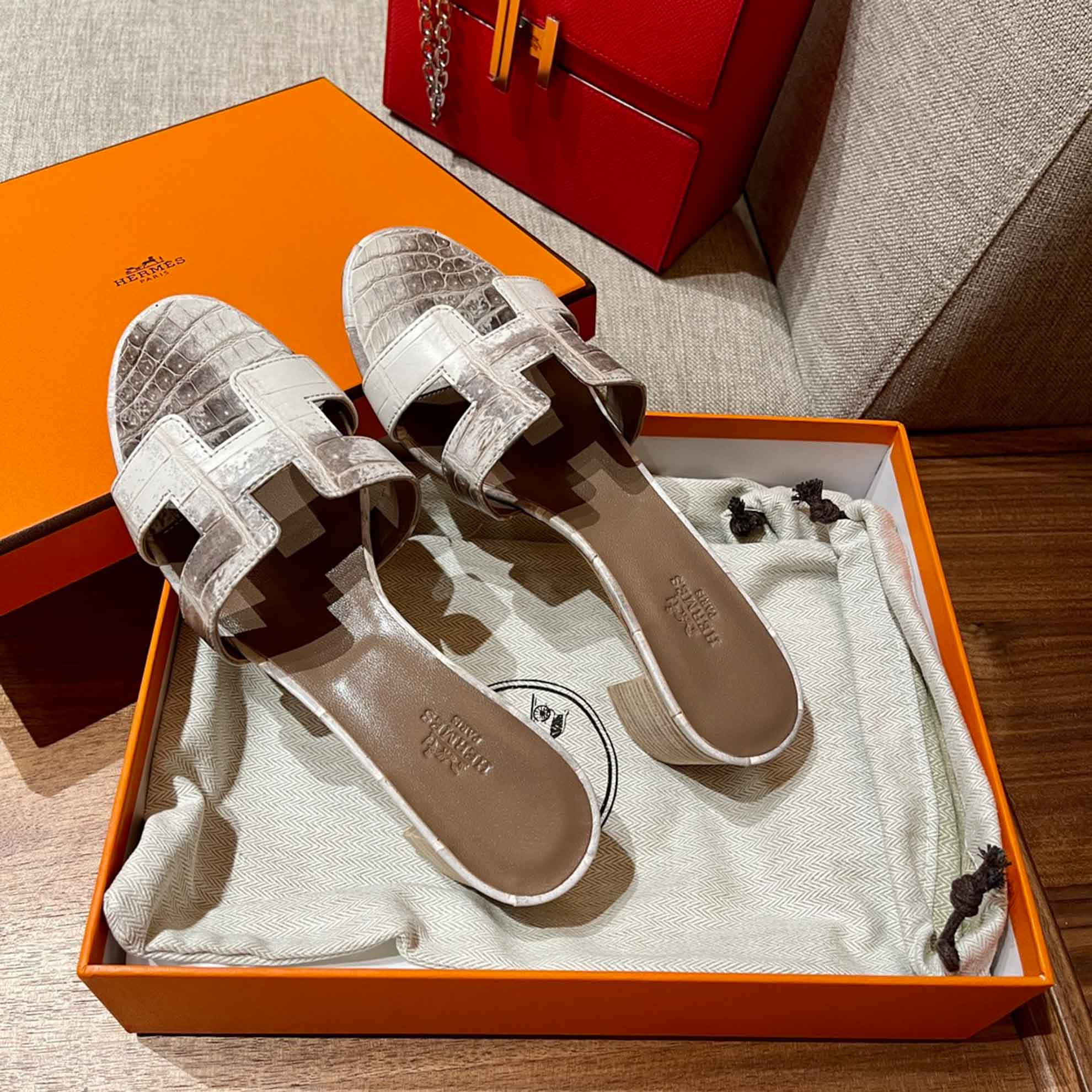 Dép Cao Gót Nữ Hermes Oasis Sandal Da Cá Sấu Trắng