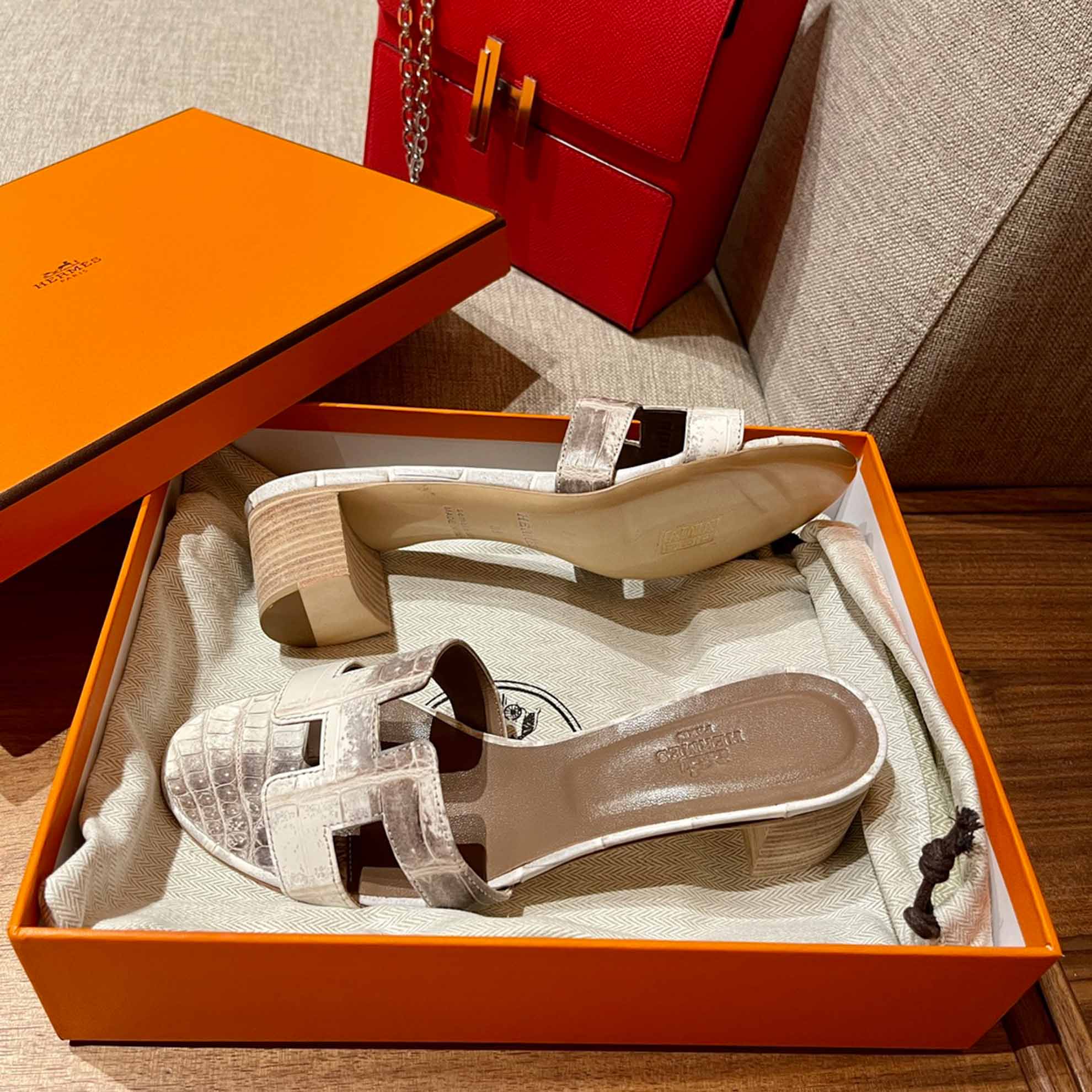 Dép Cao Gót Nữ Hermes Oasis Sandal Da Cá Sấu Trắng