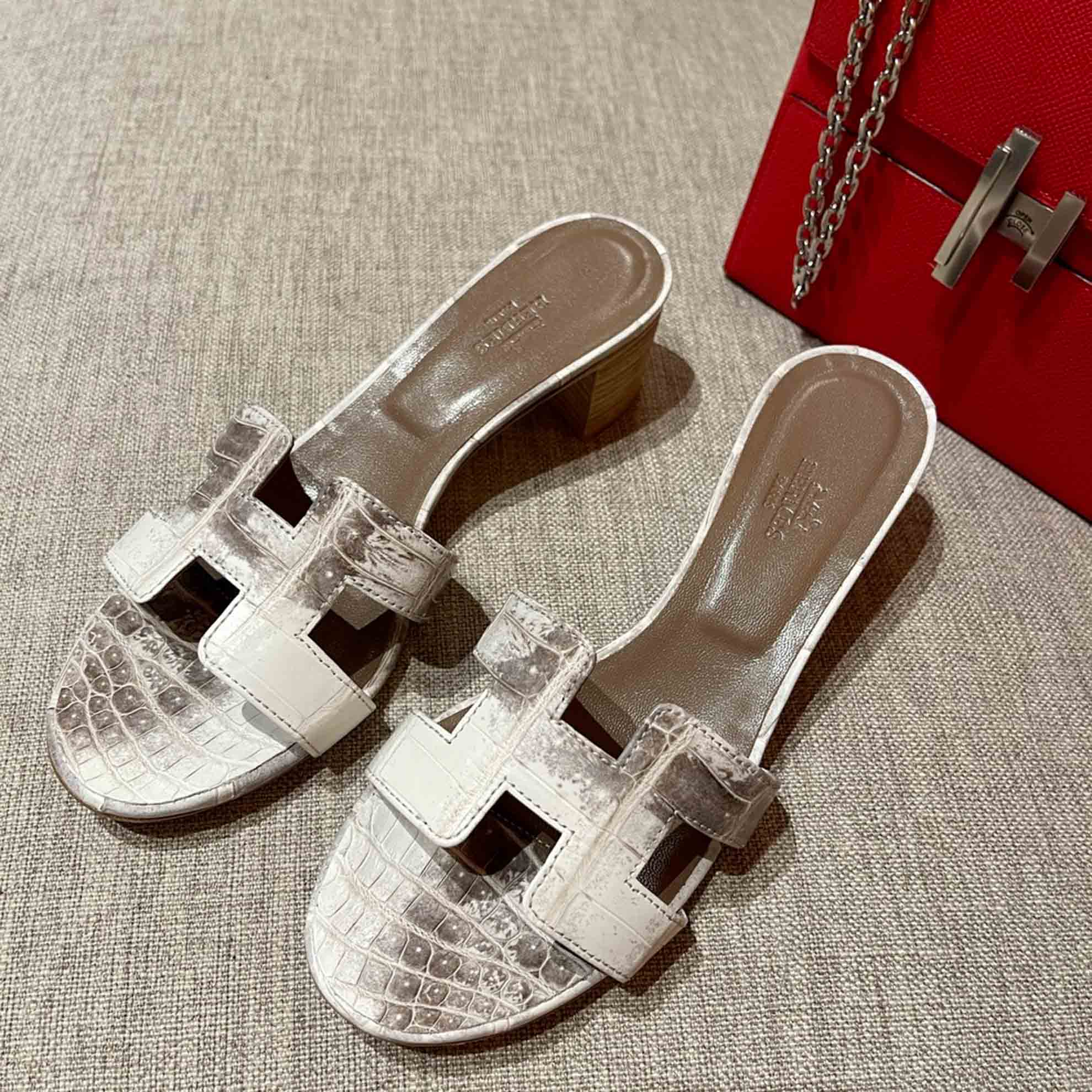 Dép Cao Gót Nữ Hermes Oasis Sandal Da Cá Sấu Trắng