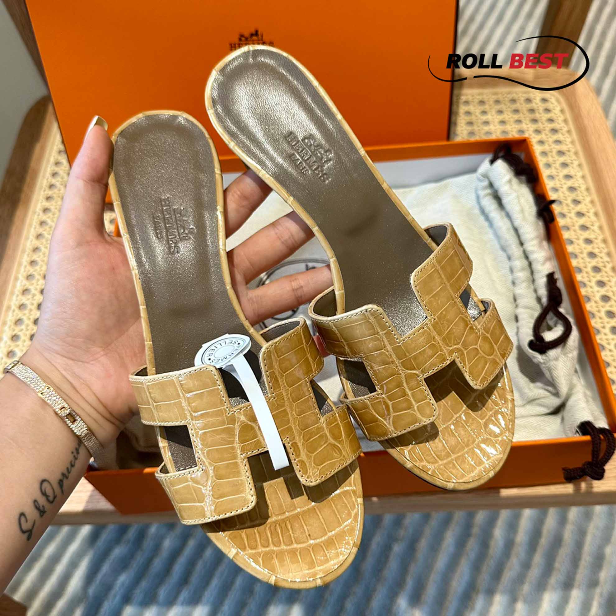 Dép Cao Gót Nữ Hermes Oasis Sandal Da Cá Sấu Vàng Nhat