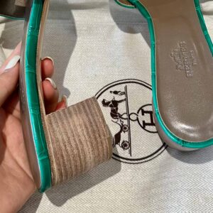 Dép Cao Gót Nữ Hermes Oasis Sandal Da Cá Sấu Xanh Nâu