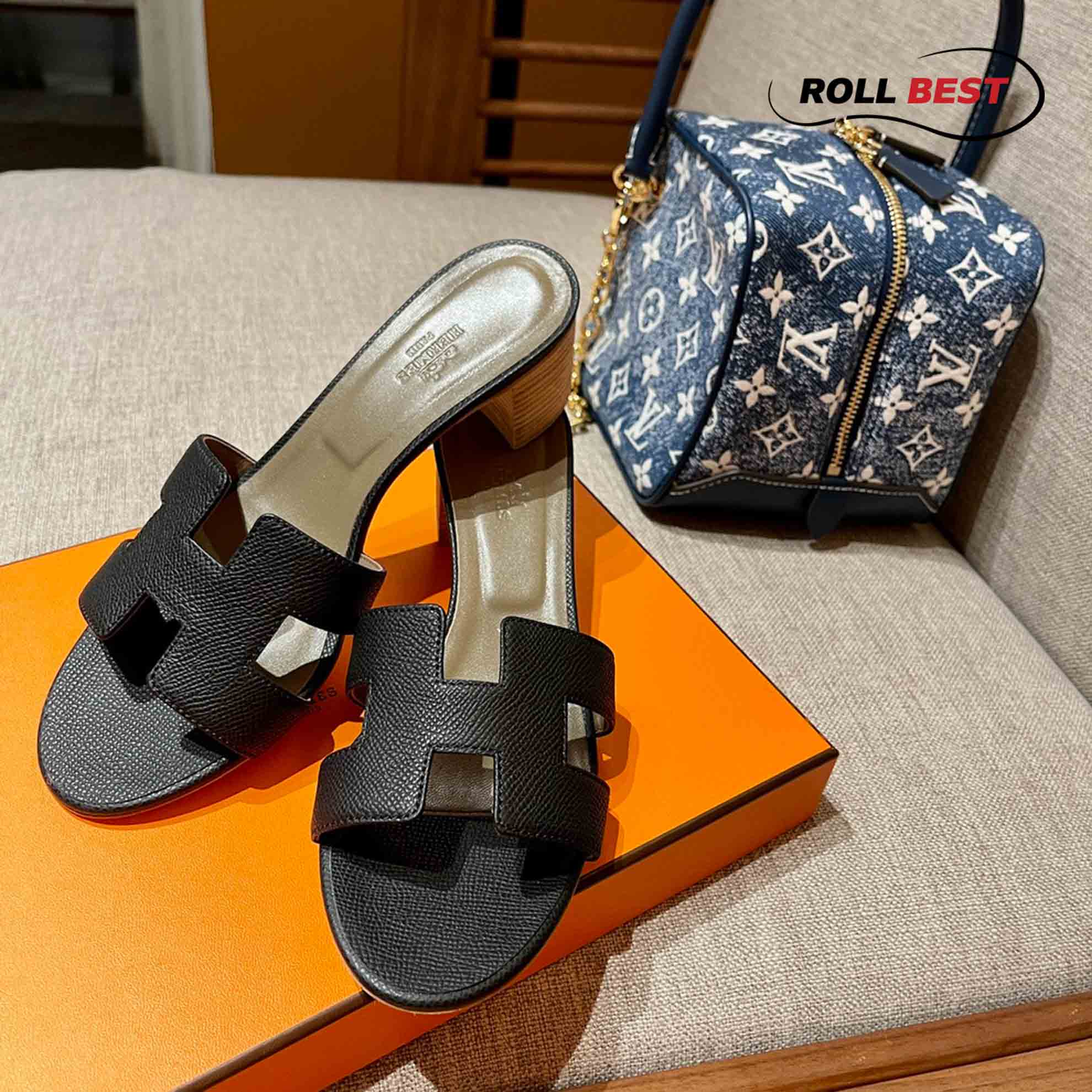 Dép Cao Gót Nữ Hermes Oasis Sandal Đen Da Nhăn