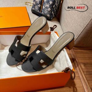 Dép Cao Gót Nữ Hermes Oasis Sandal Đen Da Nhăn