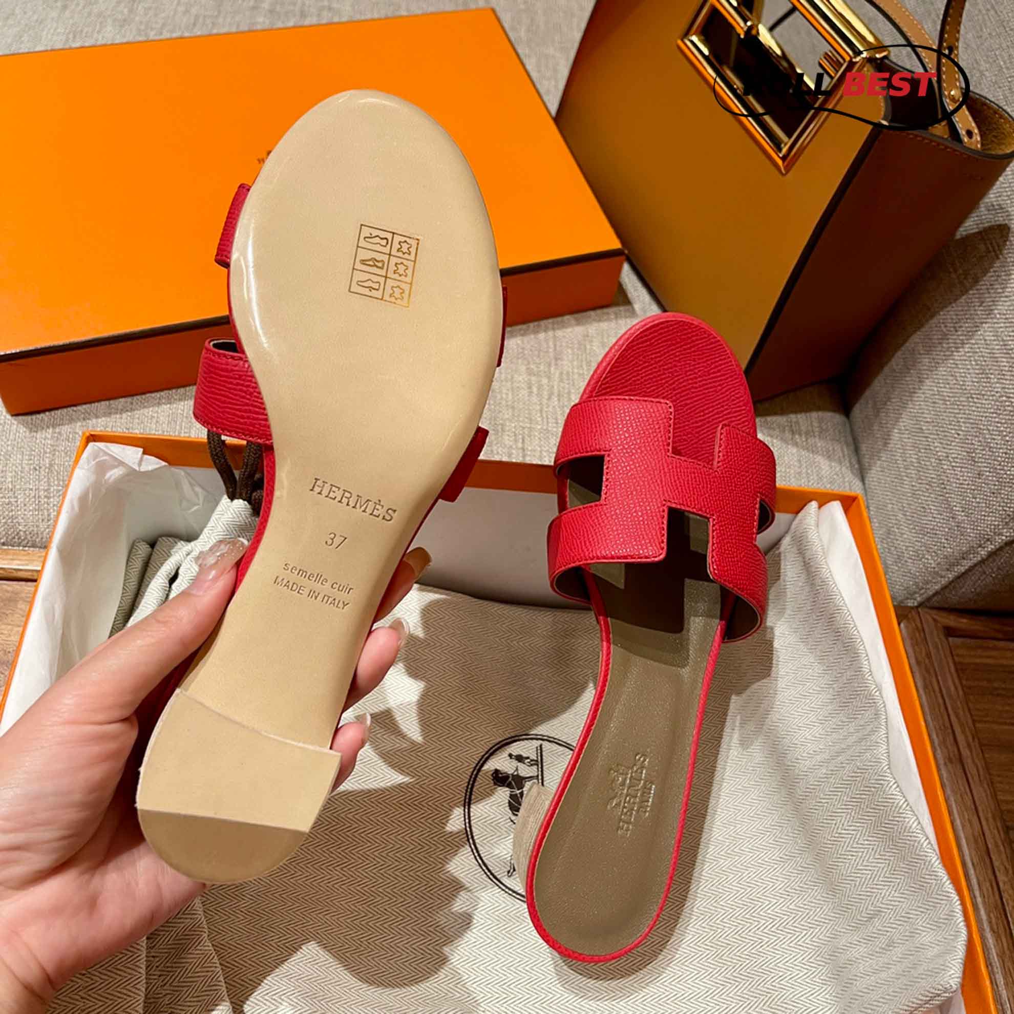 Dép Cao Gót Nữ Hermes Oasis Sandal Đỏ Da Nhăn