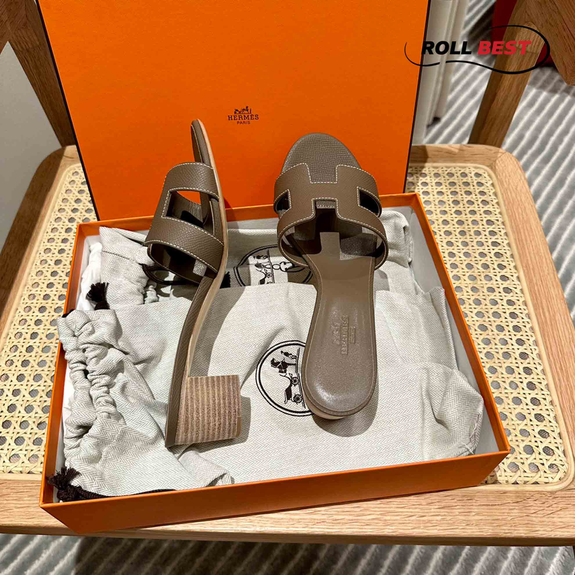 Dép Cao Gót Nữ Hermes Oasis Sandal Nâu Đen Da Nhăn