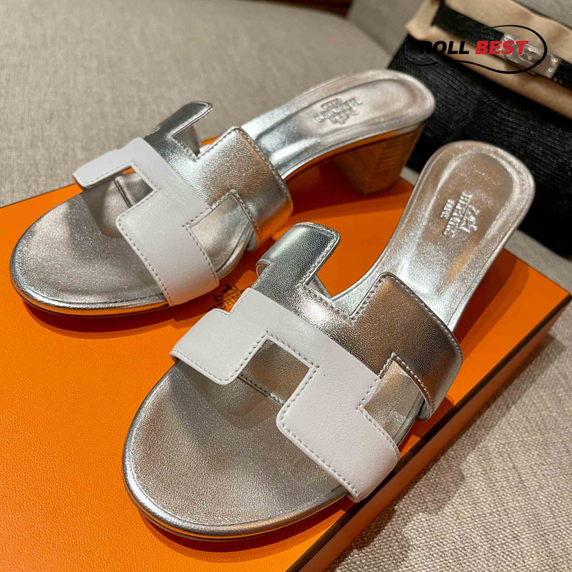 Dép Cao Gót Nữ Hermes Oasis Sandal Trắng Bạc Da Trơn