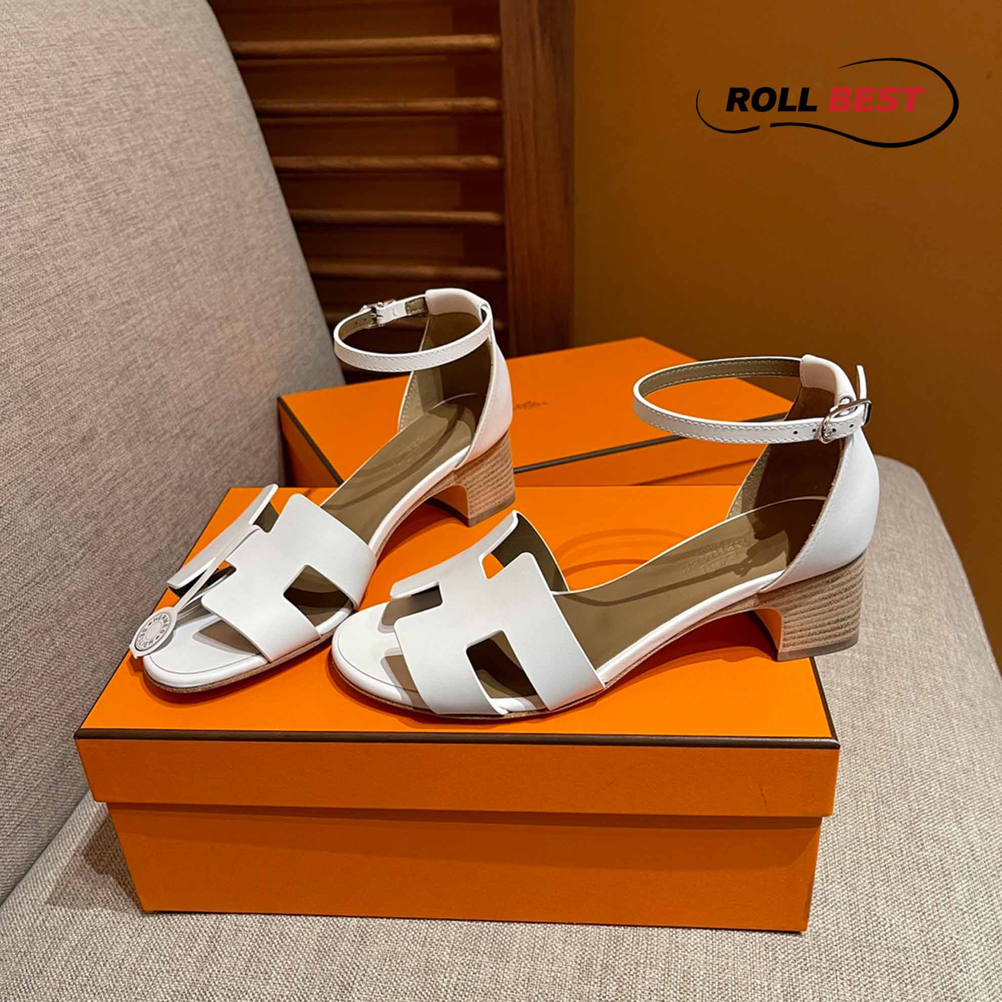 Dép Cao Gót Nữ Hermes Oasis Sandal Trắng có Quai