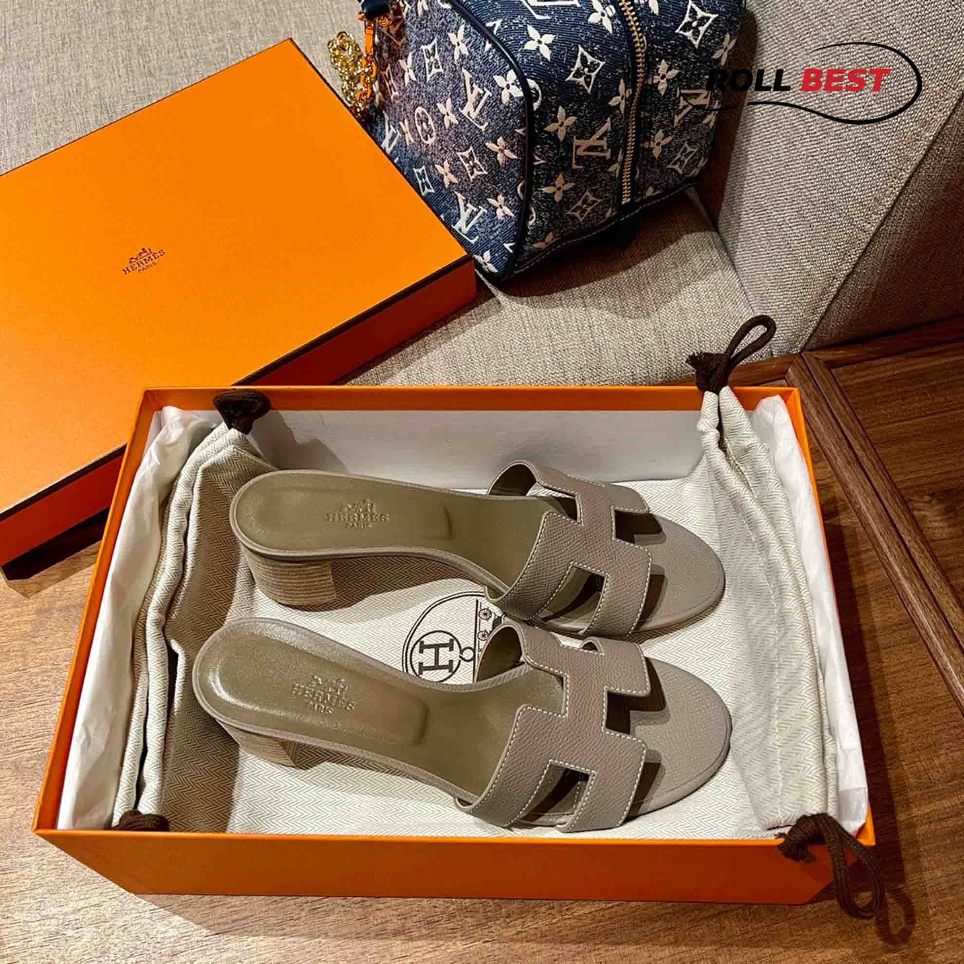 Dép Cao Gót Nữ Hermes Oasis Sandal Xám Da Nhăn