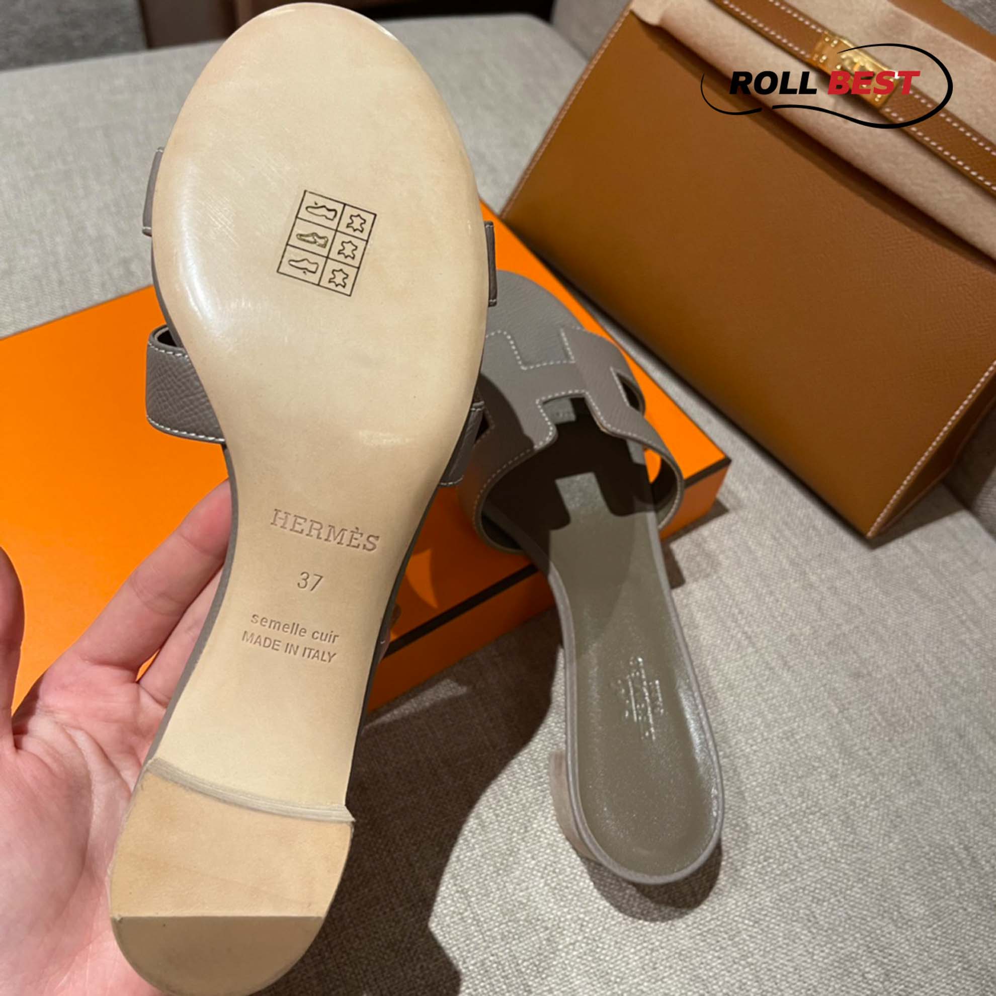 Dép Cao Gót Nữ Hermes Oasis Sandal Xám Da Nhăn