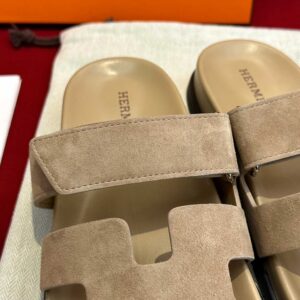 Dép Hermes Chypre Sandal Beige Suede